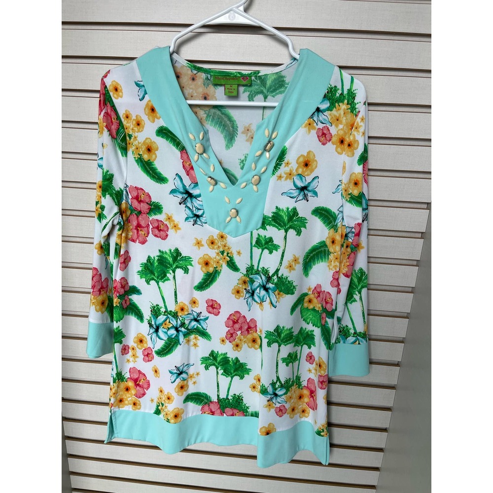 Island Republic 3/4 Sleeve Floral Shirt Size M w/Beaded Accents at V Neck